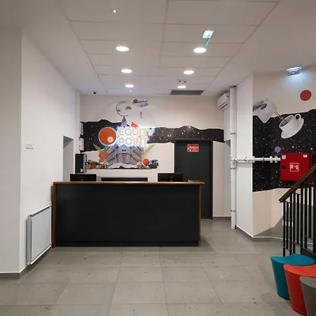 Auberge de jeunesse Equity Point *