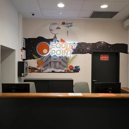 Equity Point אכסניה *