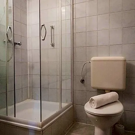 Equity Point Hostal *