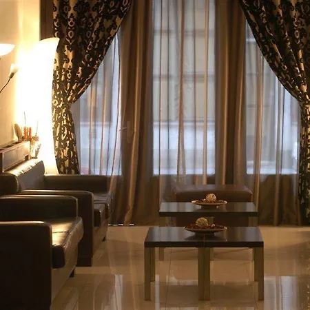 Equity Point Hostal *