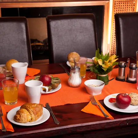 Equity Point Hostal *